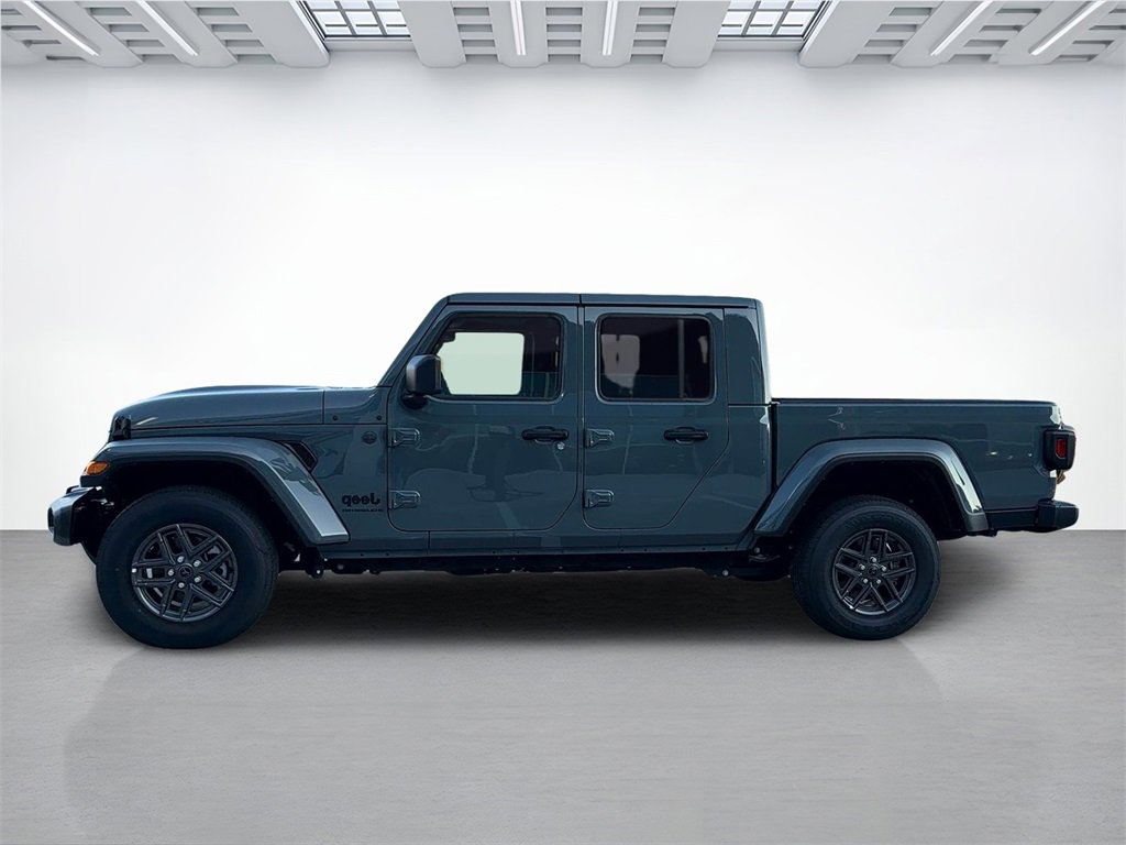 New 2026 Jeep Gladiator Sport image 3