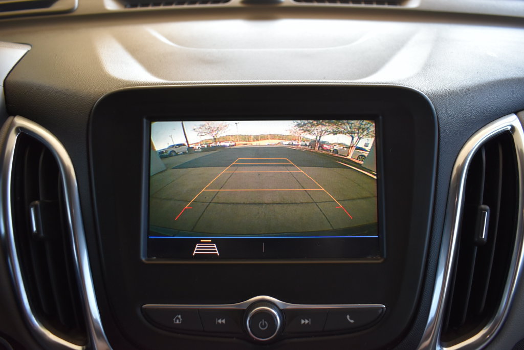 Used 2021 Chevrolet Equinox LT FWD image 19