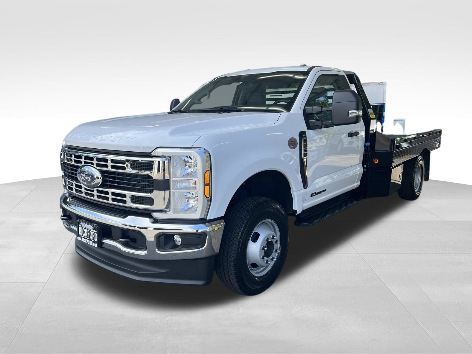 New 2025 Ford F350 XL w/ XL Chrome Package AWD/4WD image 1