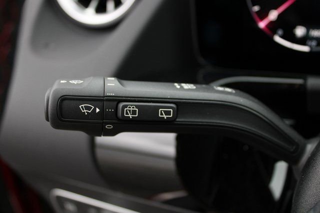 Used 2025 Mercedes-Benz GLA 250 4MATIC image 19