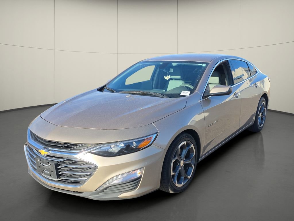Used 2022 Chevrolet Malibu LT image 4