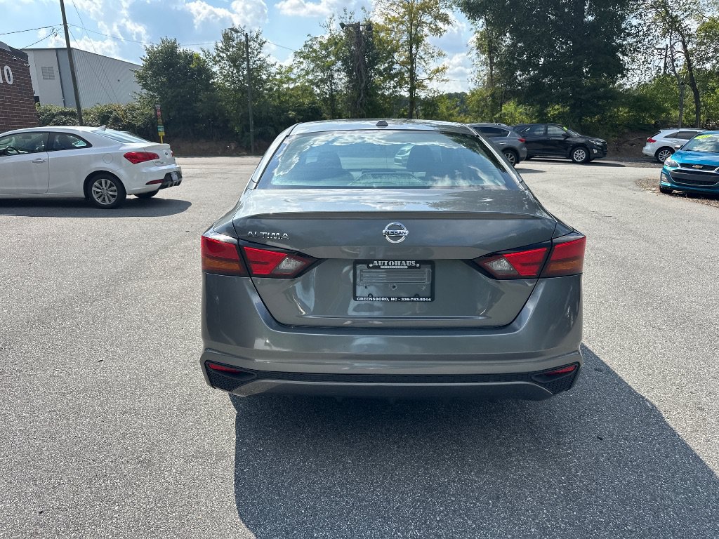 Used 2019 Nissan Altima 2.5 S FWD image 6