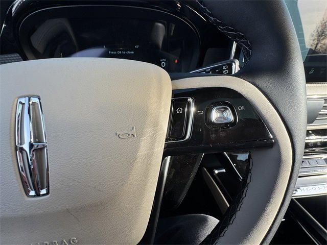 New 2026 Lincoln Corsair Premiere image 28