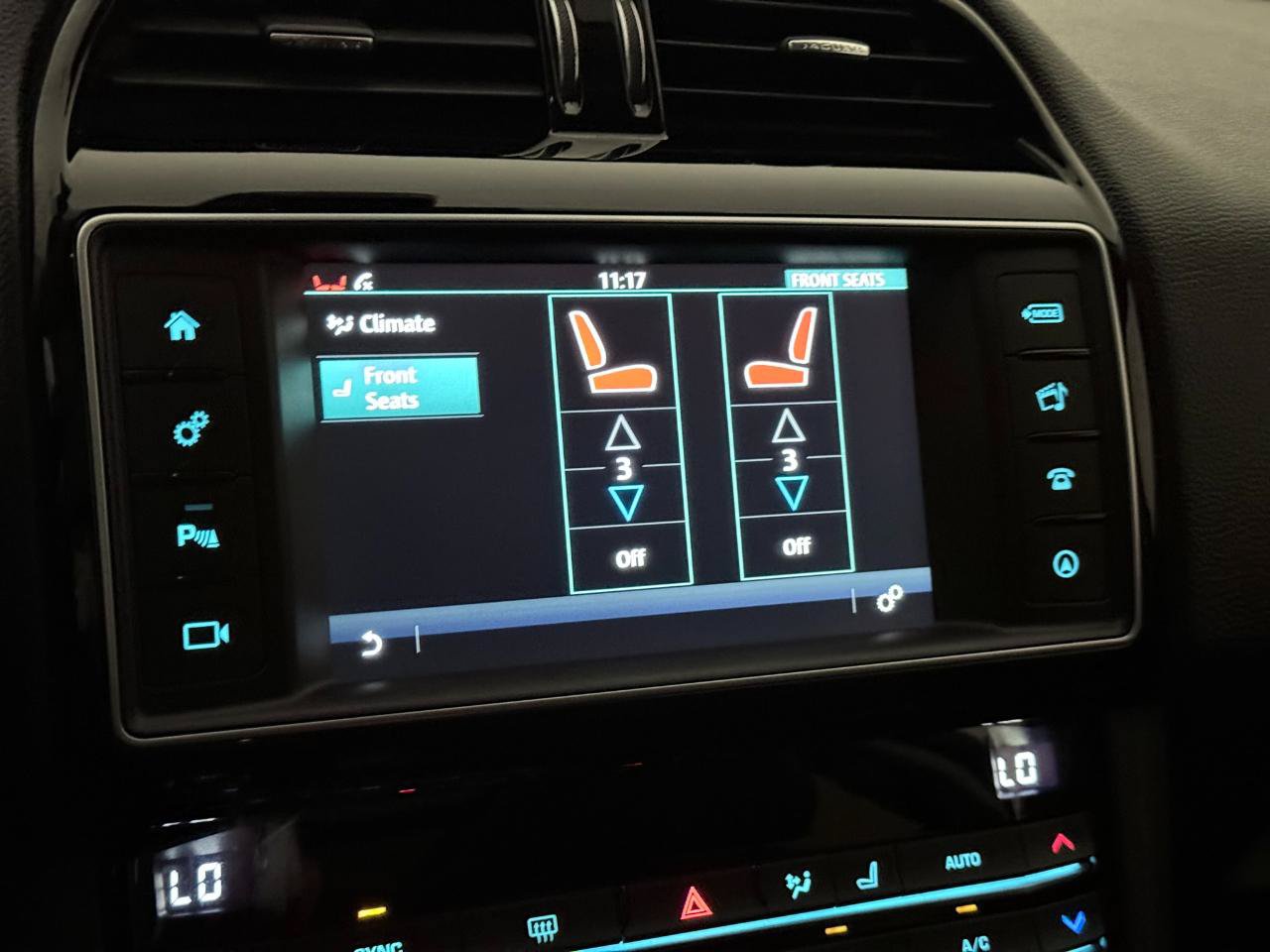 Used 2017 Jaguar F-PACE Prestige AWD/4WD image 35