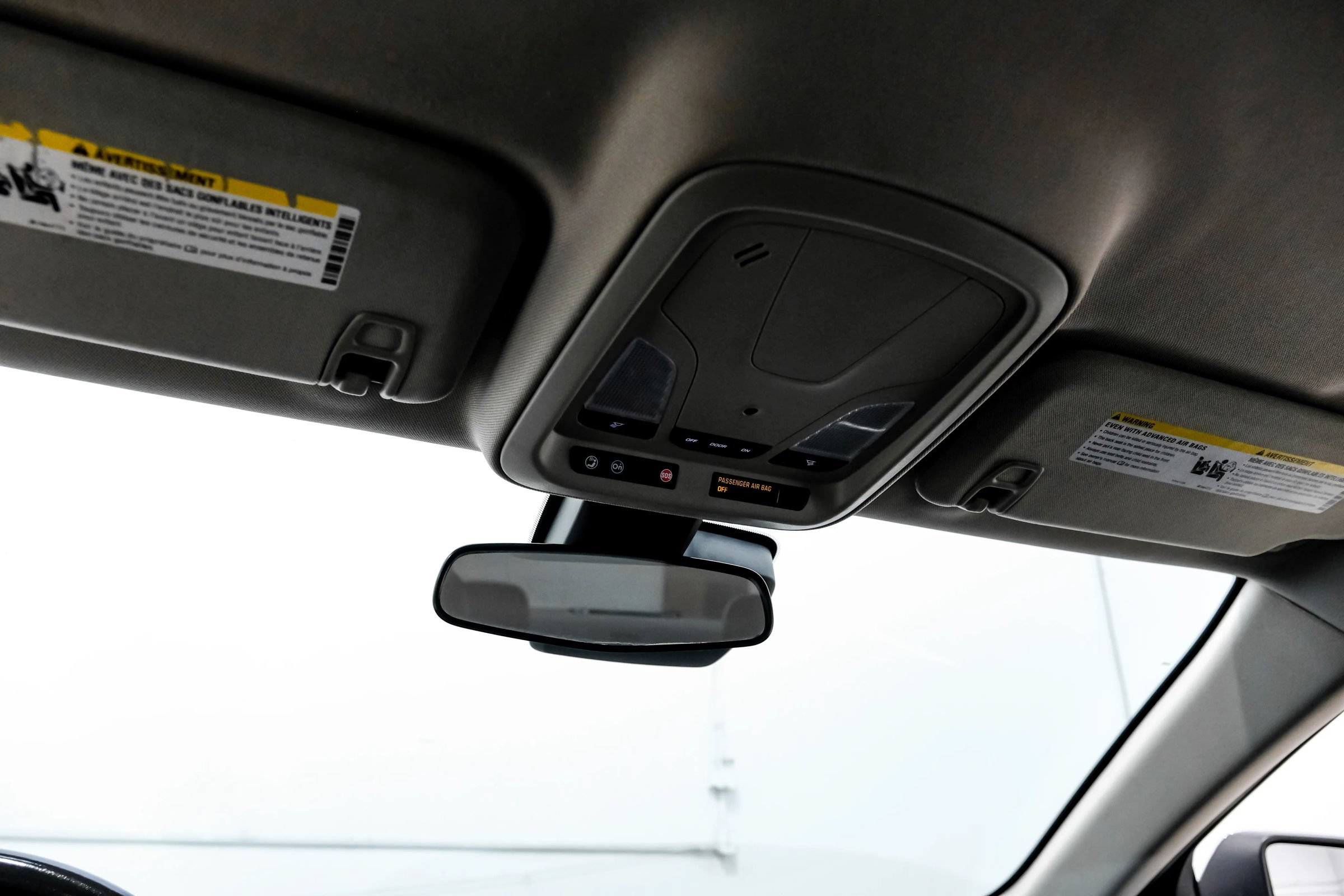 Used 2017 Chevrolet Impala Premier FWD image 37