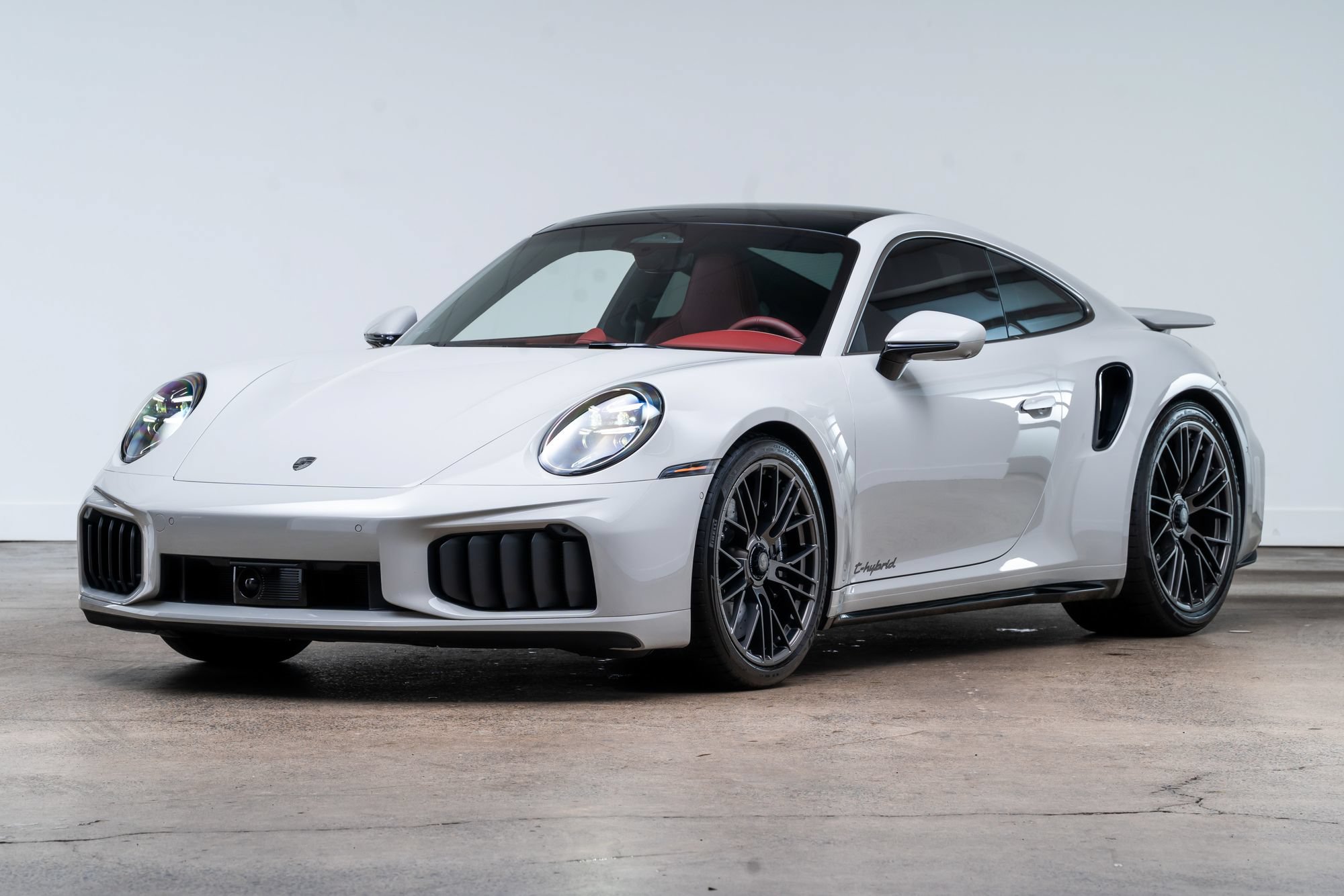 Used 2026 Porsche 911 Turbo S AWD/4WD image 4