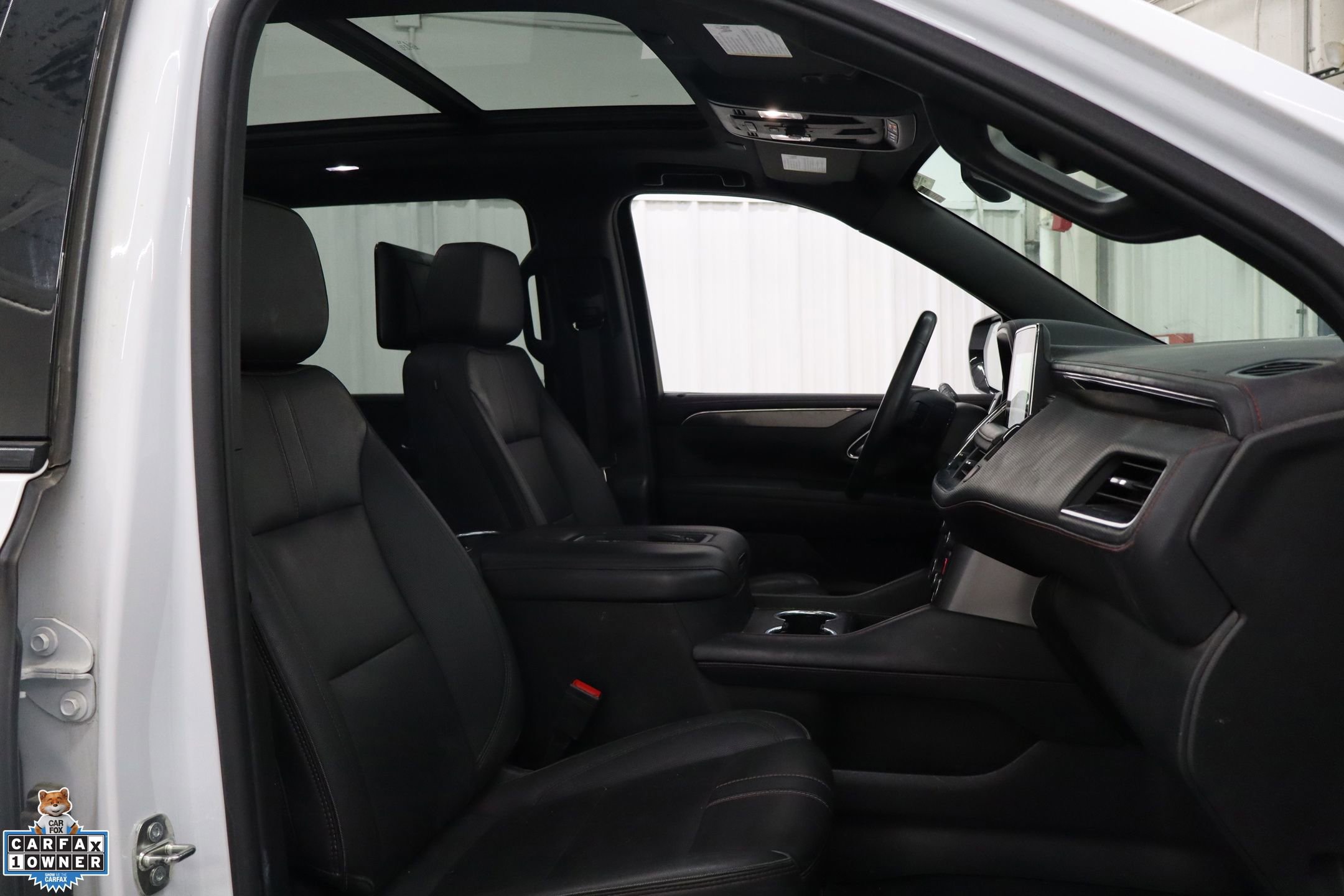 Used 2023 Chevrolet Suburban RST w/ Luxury Package image 29