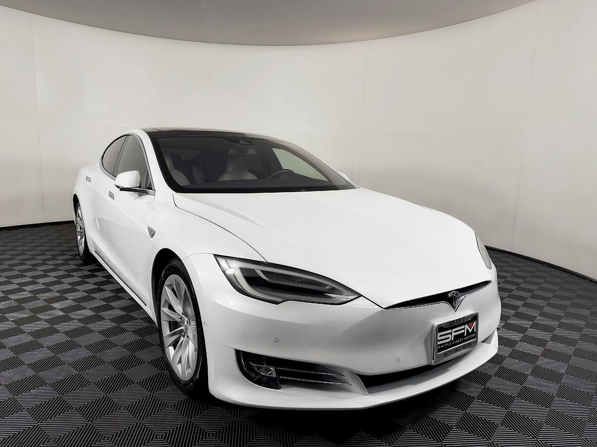 Used 2016 Tesla Model S 70D AWD/4WD image 5