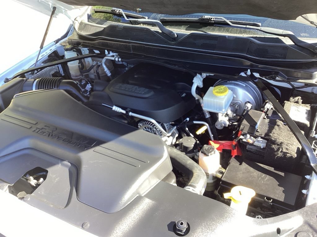 Used 2022 RAM 3500 Tradesman RWD image 21