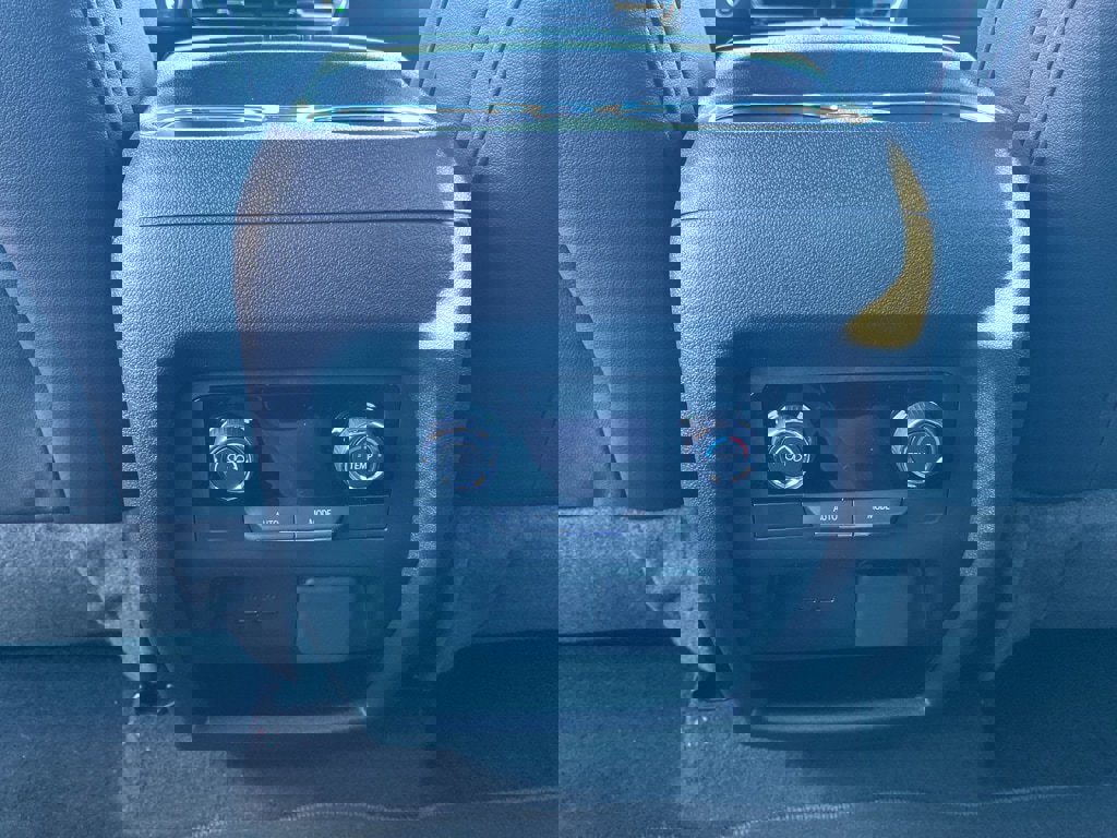 New 2026 Chevrolet Traverse LT w/ Midnight/Sport Edition image 28