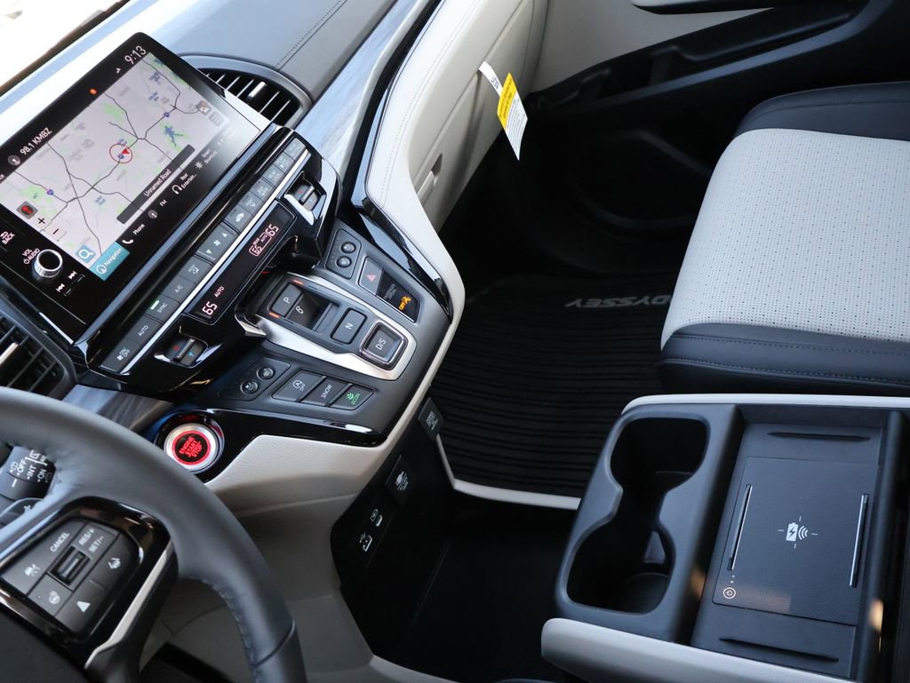 Certified 2026 Honda Odyssey Elite image 21