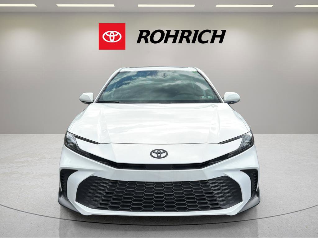 Used 2026 Toyota Camry SE w/ Convenience Package FWD image 2