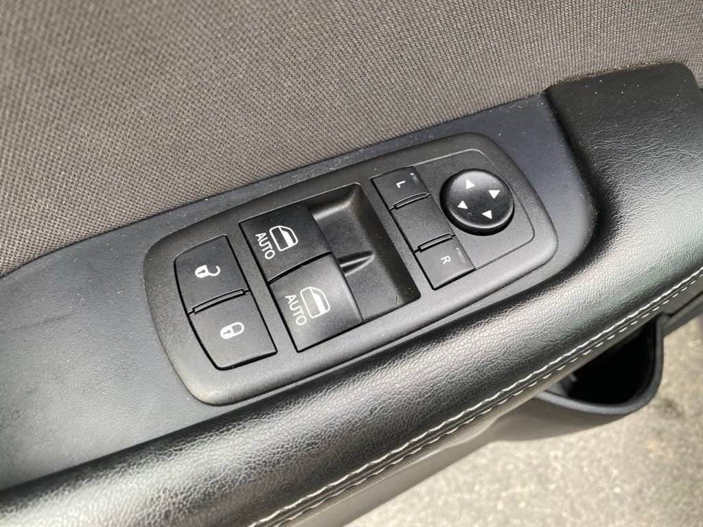 Used 2021 Dodge Challenger R/T Scat Pack RWD image 13
