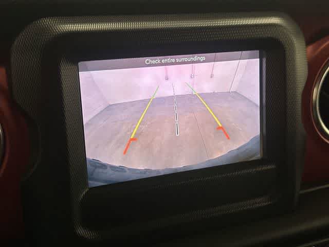 Used 2019 Jeep Wrangler Unlimited Rubicon w/ LED Lighting Group AWD/4WD image 23