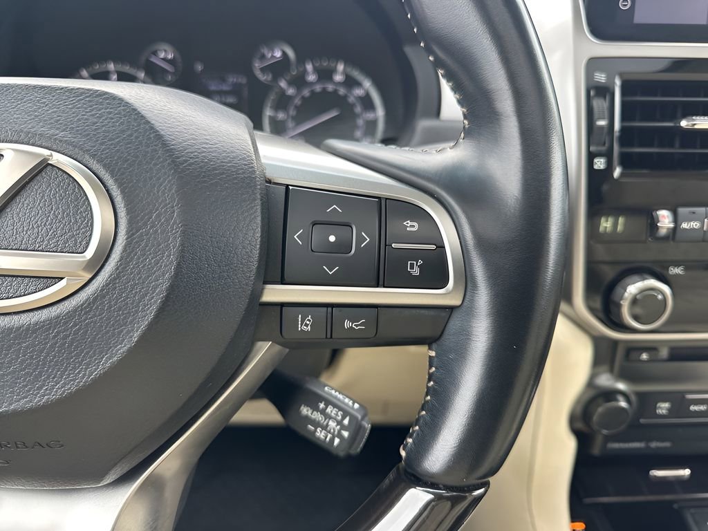 Used 2022 Lexus GX 460 Premium w/ Premium Plus Package image 18