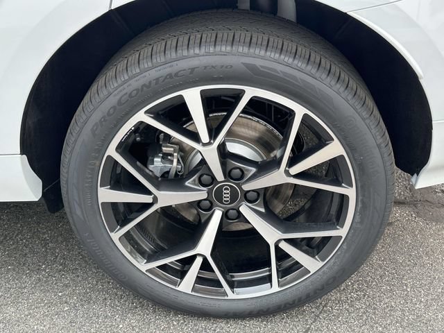 New 2026 Audi Q3 quattro 2.0T AWD/4WD image 4