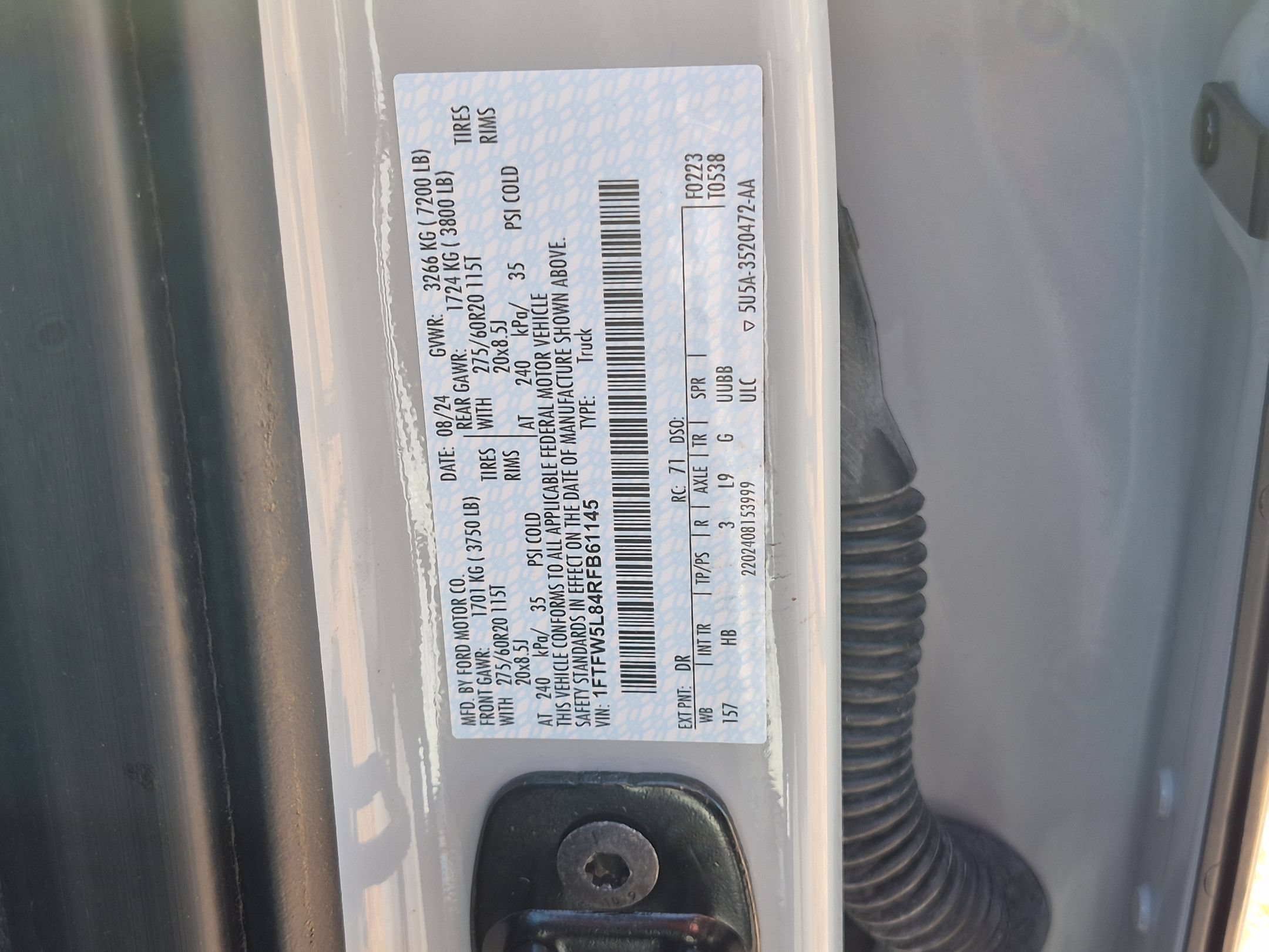 Certified 2024 Ford F150 Lariat w/ FX4 Off-Road Package AWD/4WD image 28