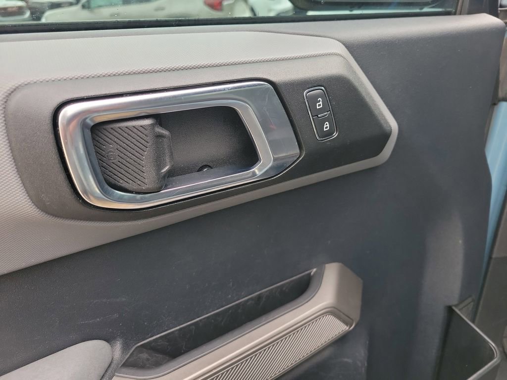 Used 2022 Ford Bronco Black Diamond image 20