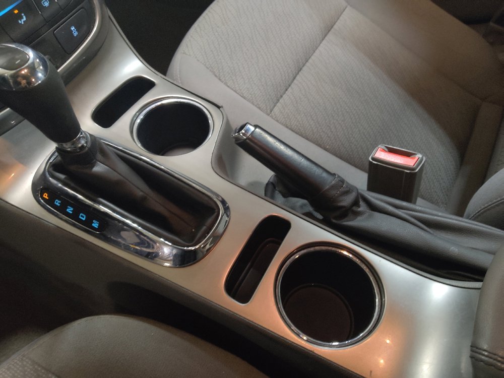 Used 2015 Chevrolet Malibu LS image 26