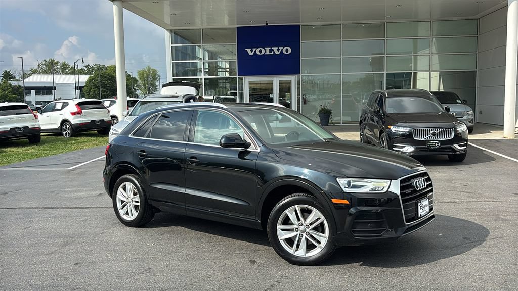 Used 2016 Audi Q3 2.0T Premium Plus AWD/4WD image 2