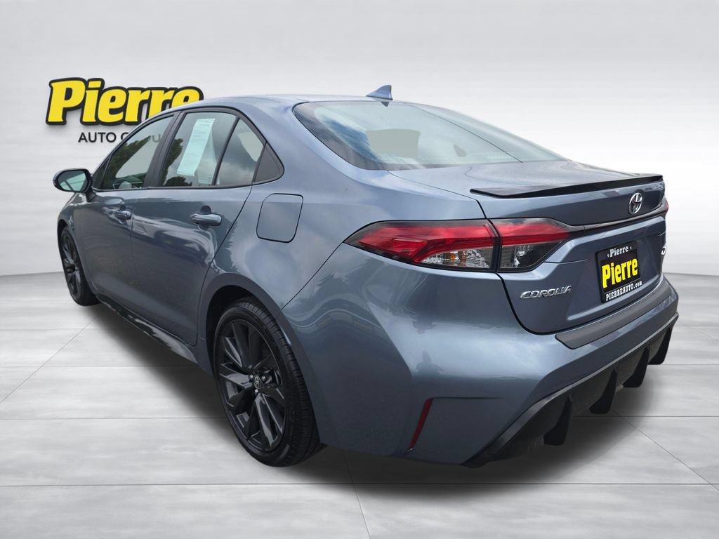 Used 2024 Toyota Corolla XSE FWD image 3