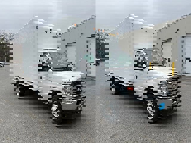 New 2026 Ford E-450 and Econoline 450 Super Duty w/ Power Equipment Group RWD image 18