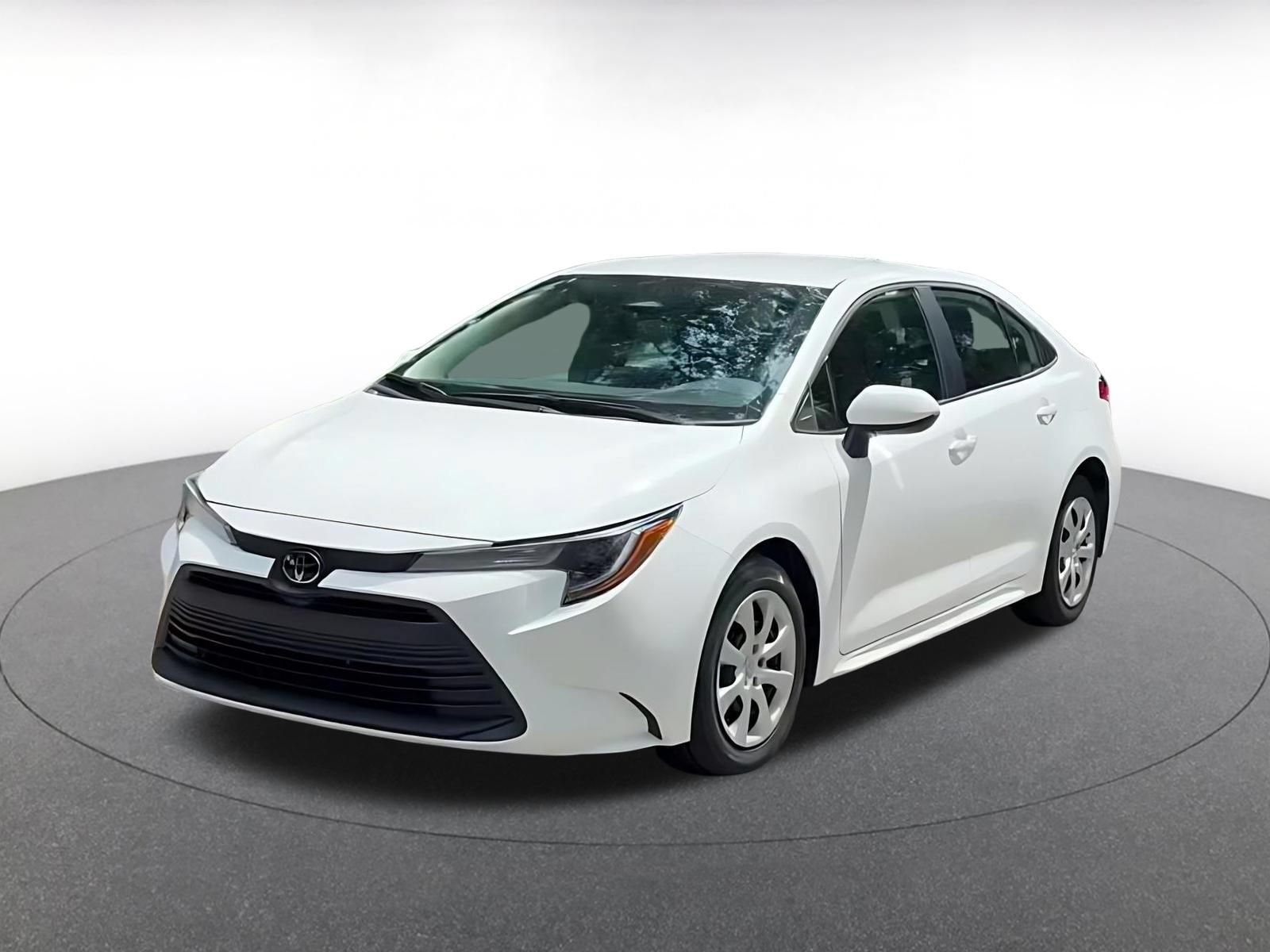 Used 2025 Toyota Corolla LE FWD image 6