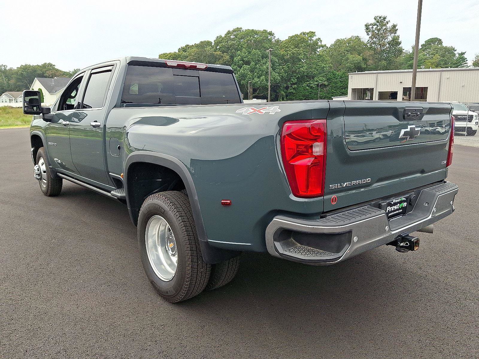 Used 2025 Chevrolet Silverado 3500 LTZ w/ LTZ Plus Package image 10
