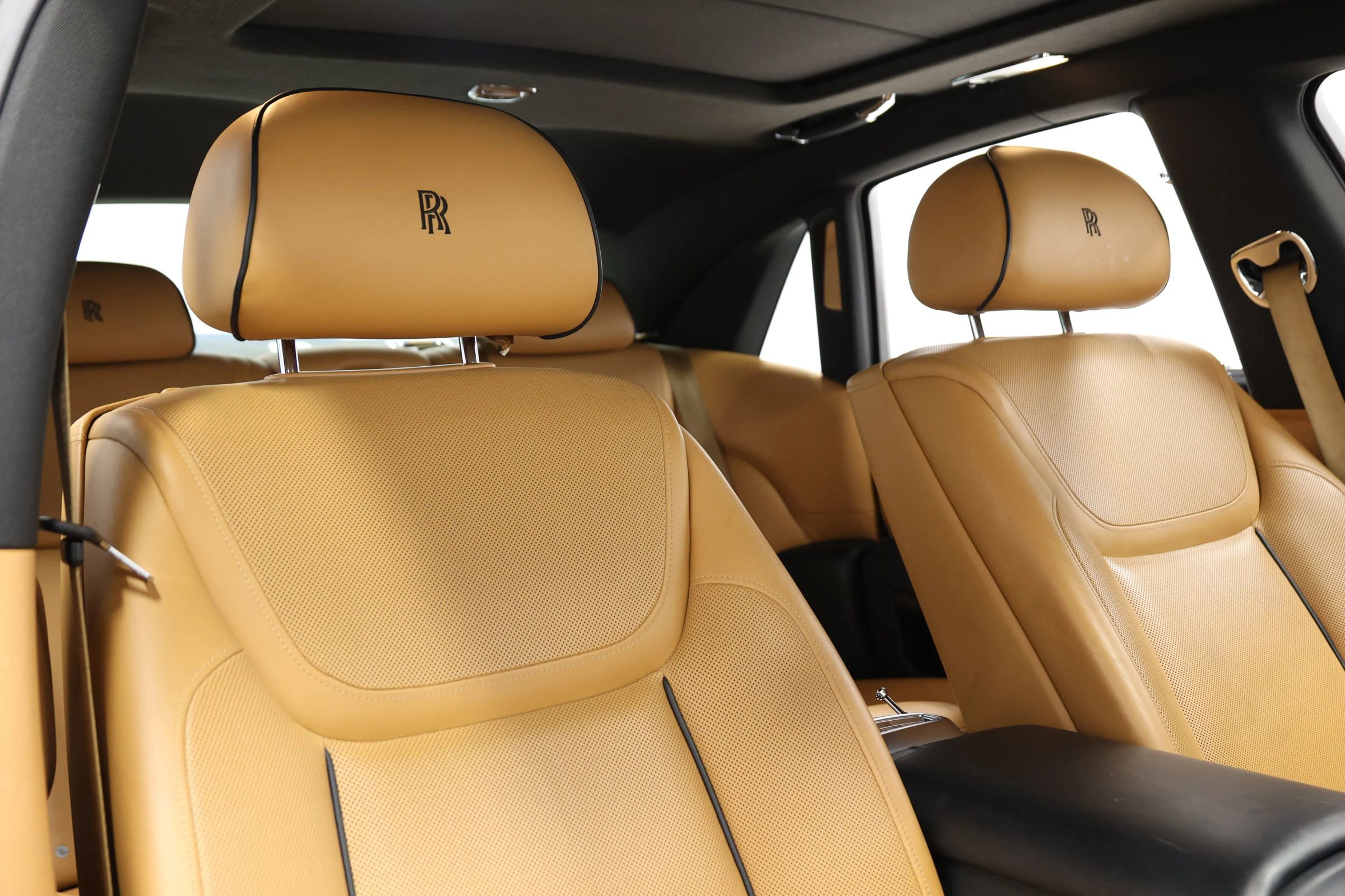 Used 2017 Rolls-Royce Ghost image 90