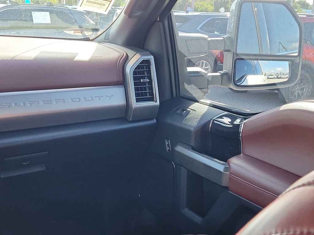 Used 2022 Ford F250 Platinum w/ FX4 Off-Road Package image 15
