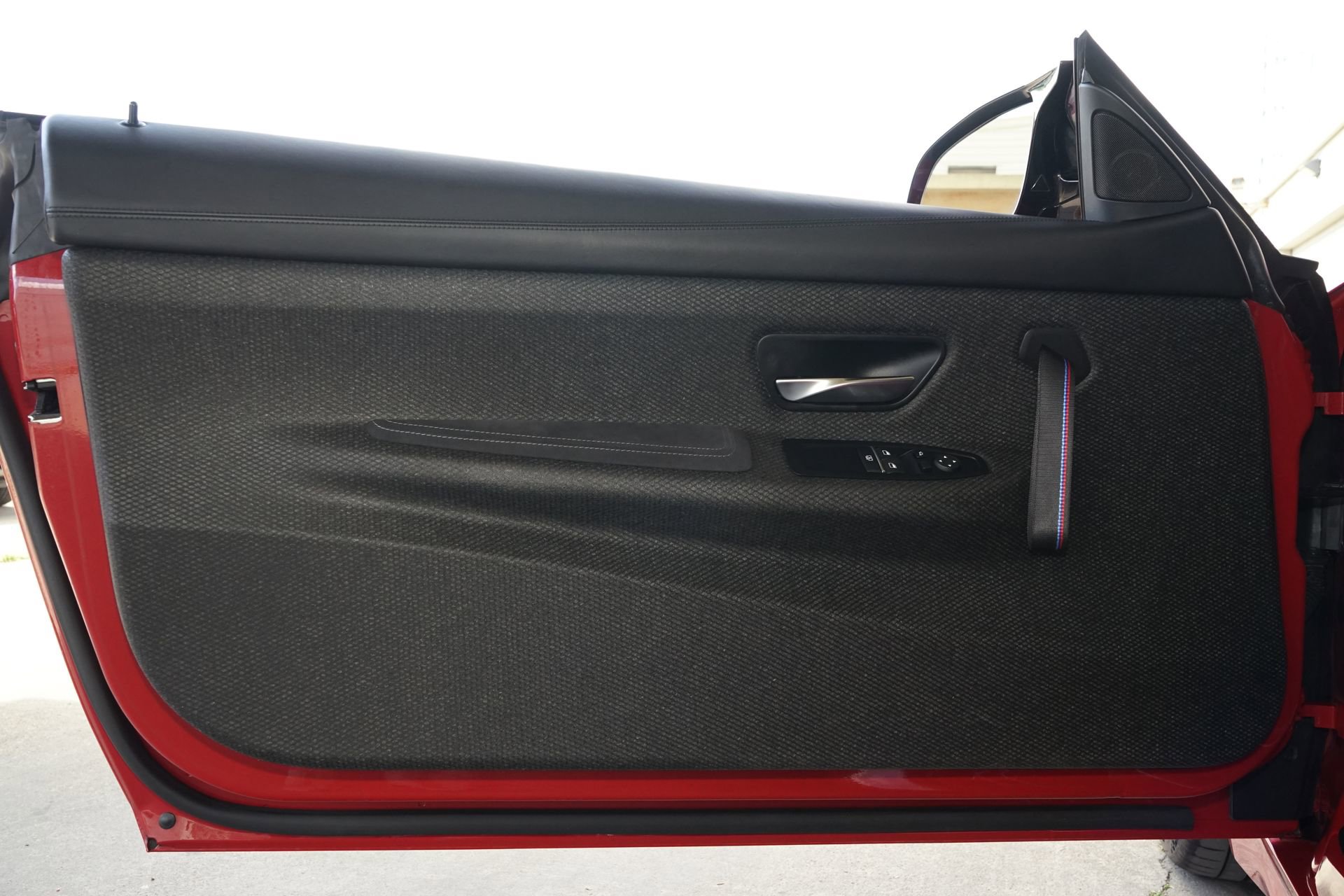 Used 2020 BMW M4 CS w/ Executive Package image 25