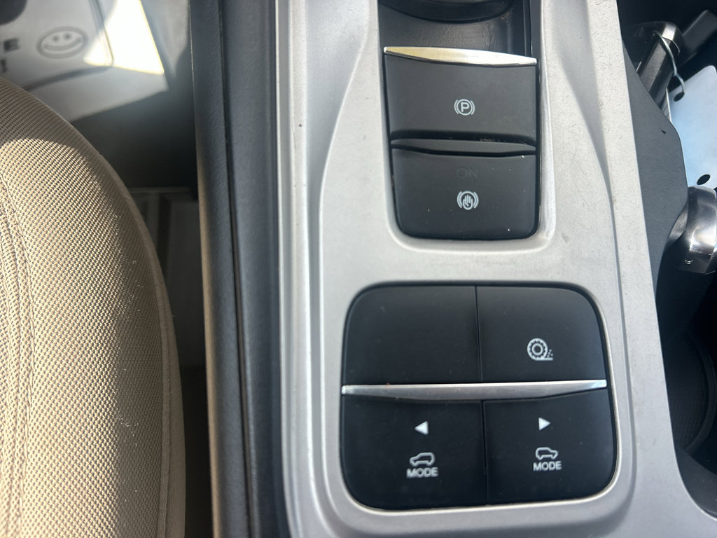 Used 2023 Ford Explorer XLT RWD image 27