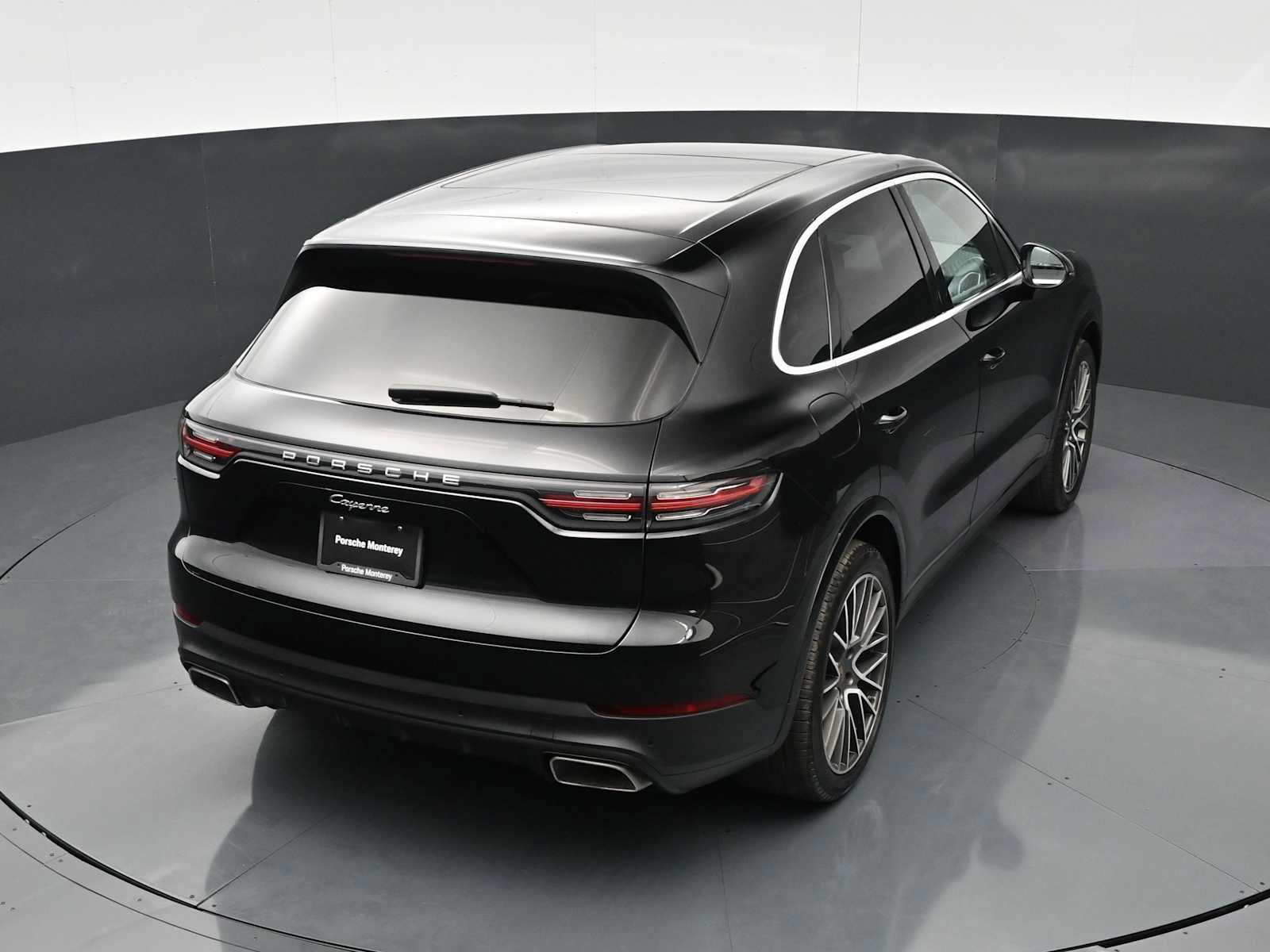 Certified 2021 Porsche Cayenne AWD/4WD image 30