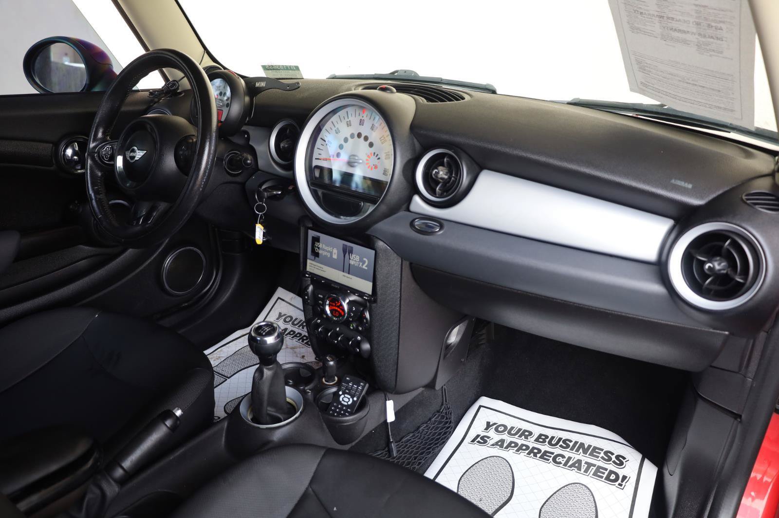 Used 2011 MINI Cooper Hardtop FWD image 22