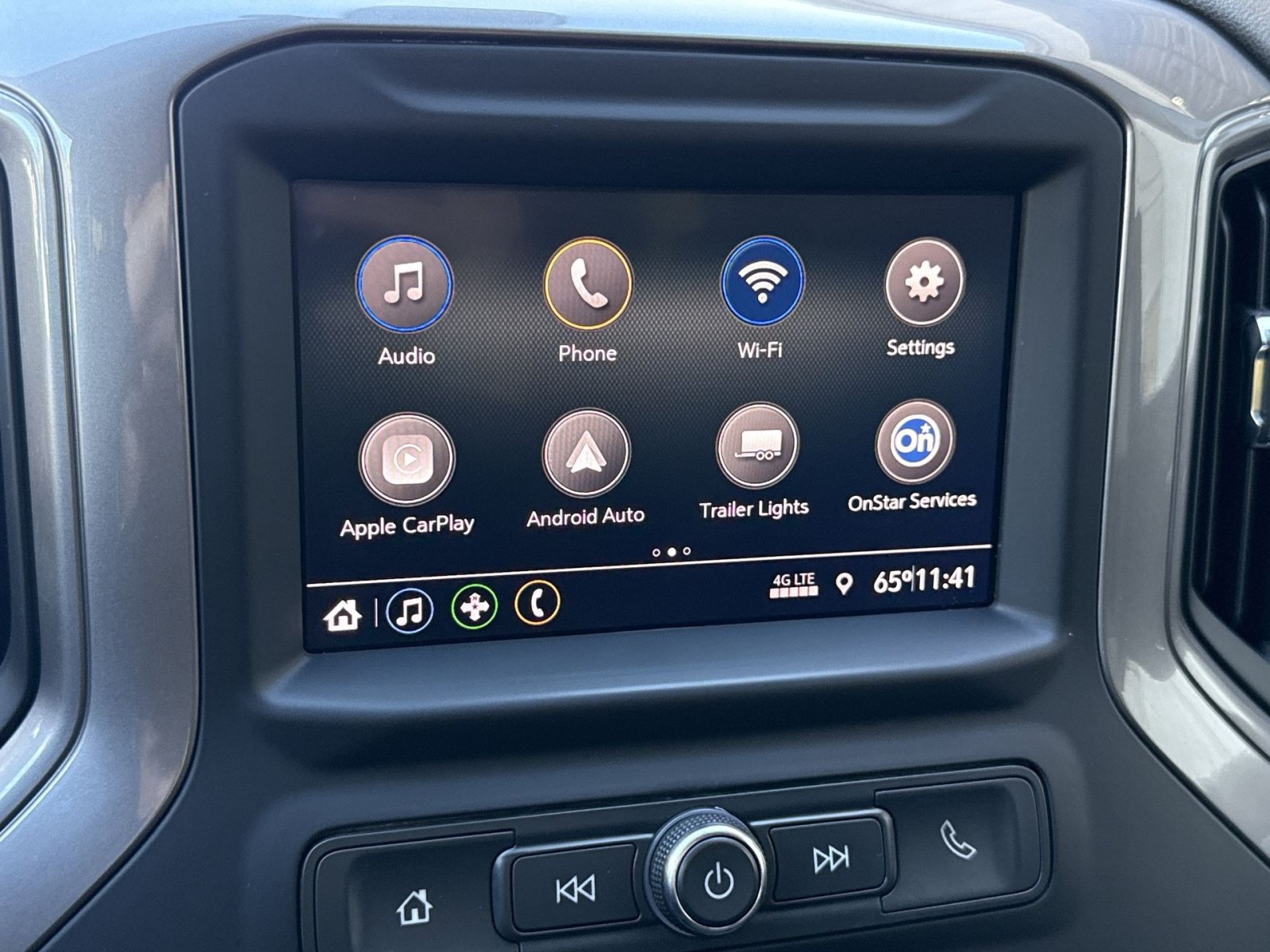 Used 2022 Chevrolet Silverado 1500 Custom AWD/4WD image 18