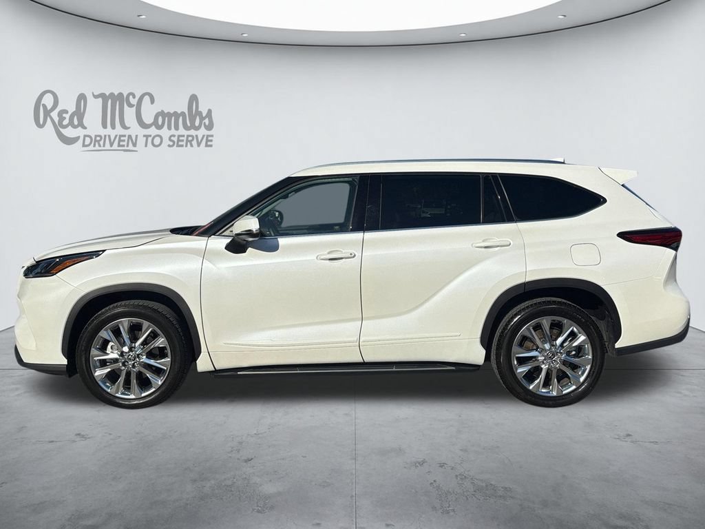 Used 2020 Toyota Highlander Limited FWD image 2