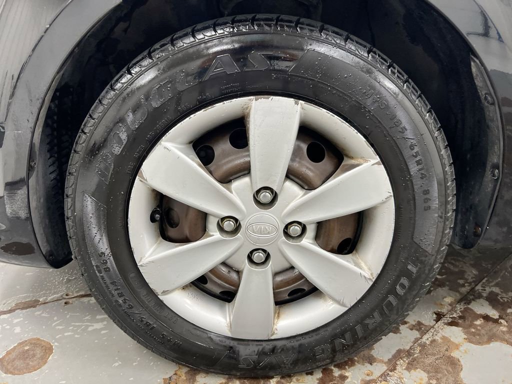 Used 2010 Kia Rio LX FWD image 25