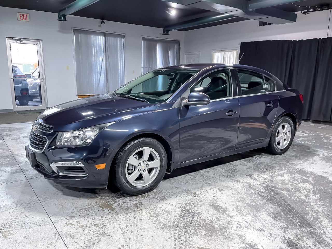 Used 2016 Chevrolet Cruze LT image 4
