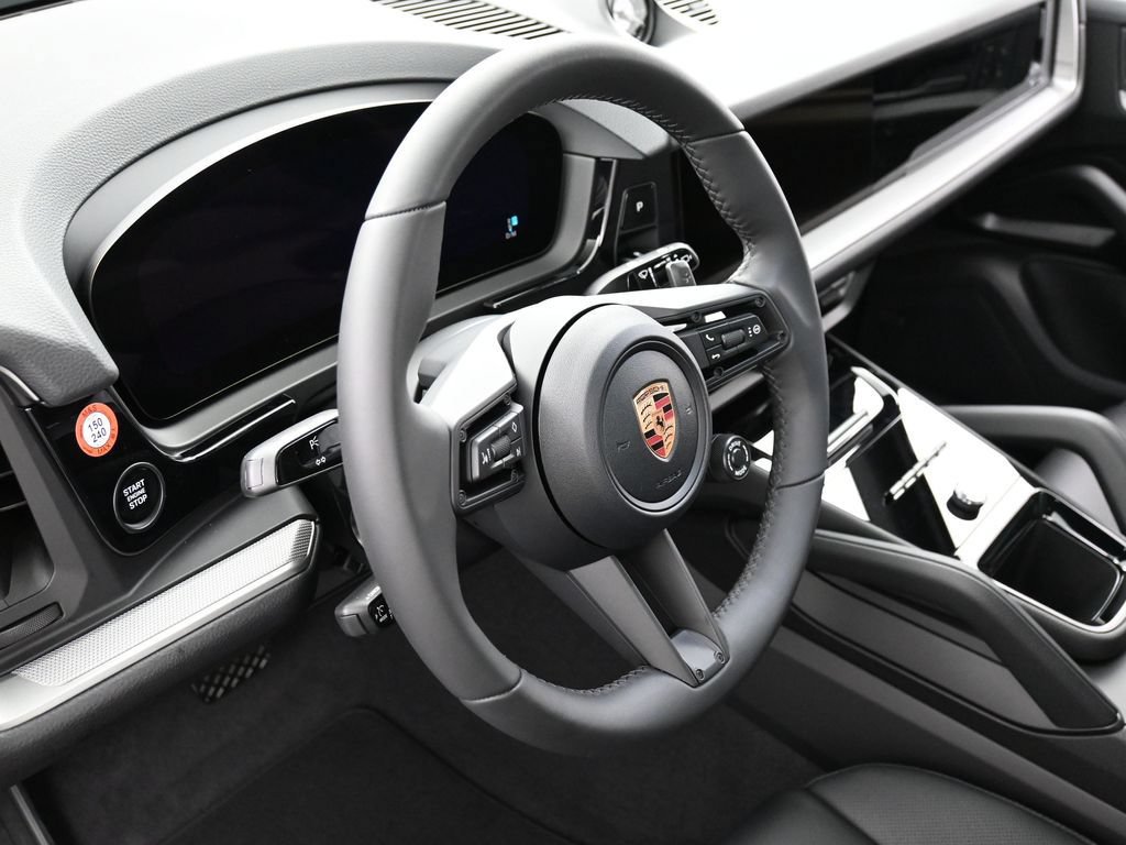 Certified 2026 Porsche Cayenne E-Hybrid AWD/4WD image 17