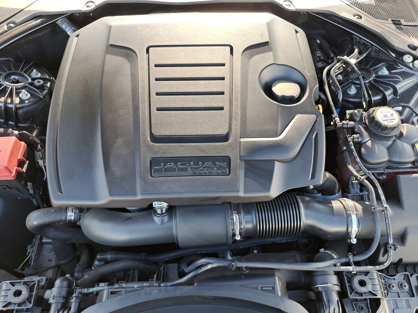 Used 2019 Jaguar XF Prestige image 35