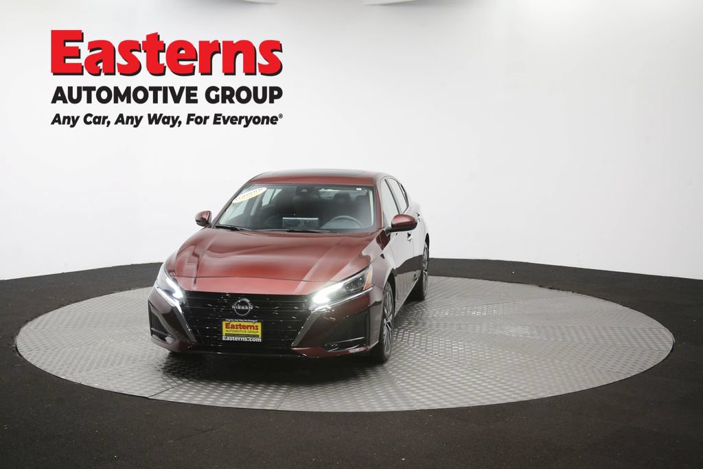 Used 2024 Nissan Altima 2.5 SV w/ SV Premium Package AWD/4WD image 56
