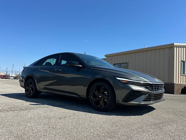 Used 2026 Hyundai Elantra Sport FWD image 10