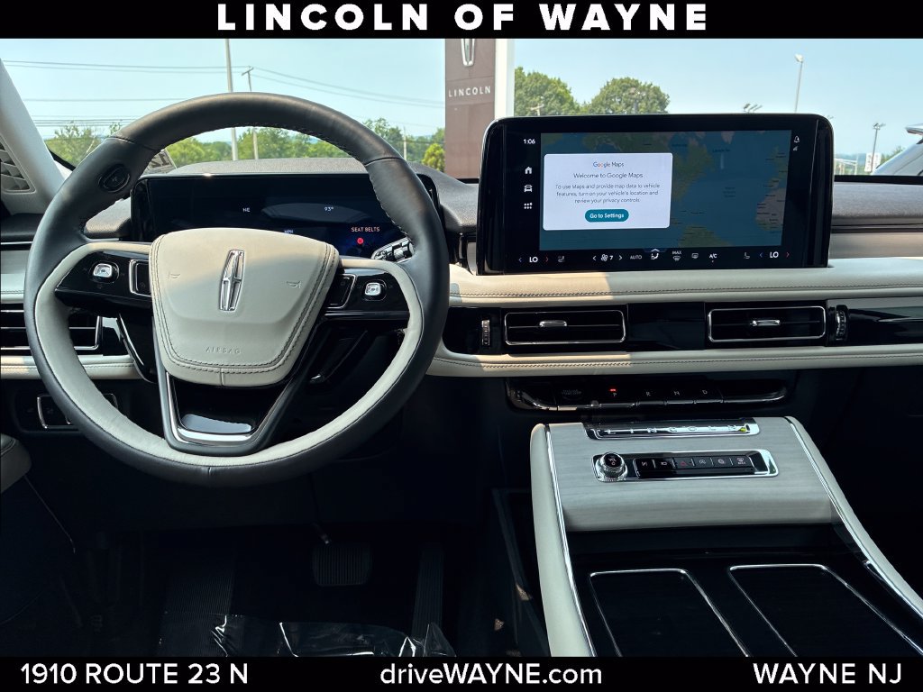 Certified 2025 Lincoln Aviator Reserve w/ Illumination Package AWD/4WD image 26