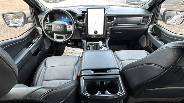 Used 2022 Ford F150 Lightning Lariat w/ Equipment Group 511A High image 13