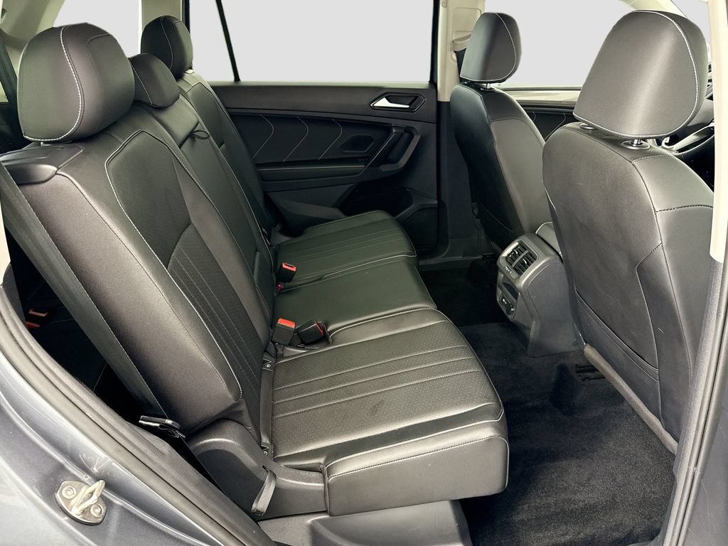 Used 2023 Volkswagen Tiguan SE FWD image 20