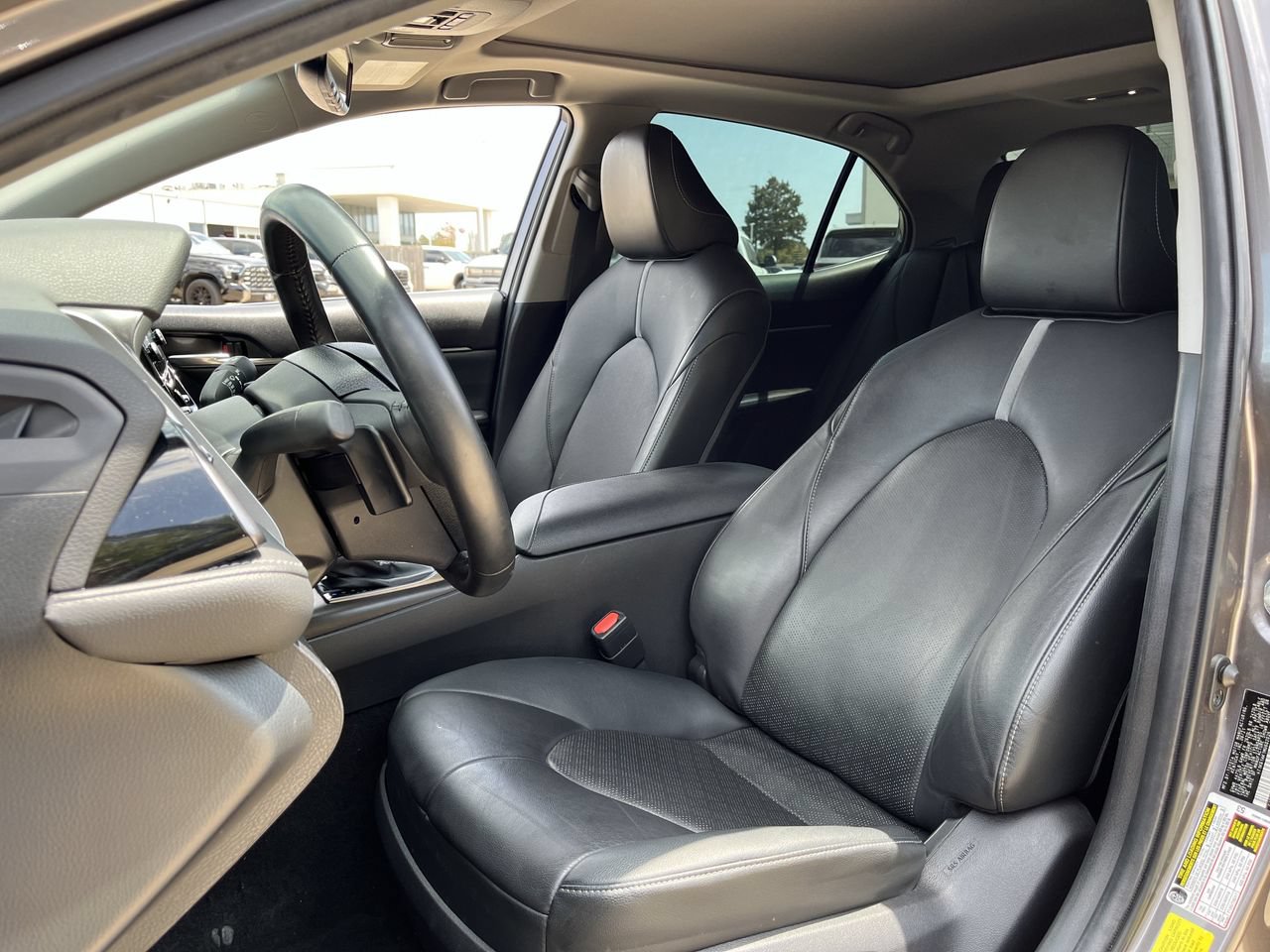 Used 2021 Toyota Camry XSE FWD image 23
