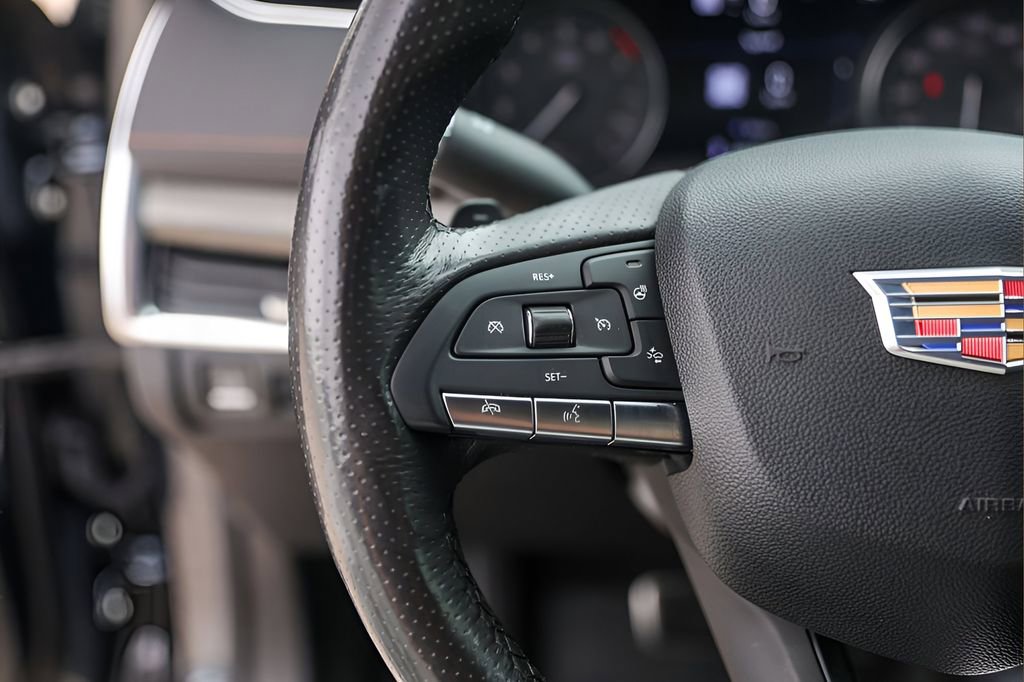 Used 2021 Cadillac XT4 Sport image 13