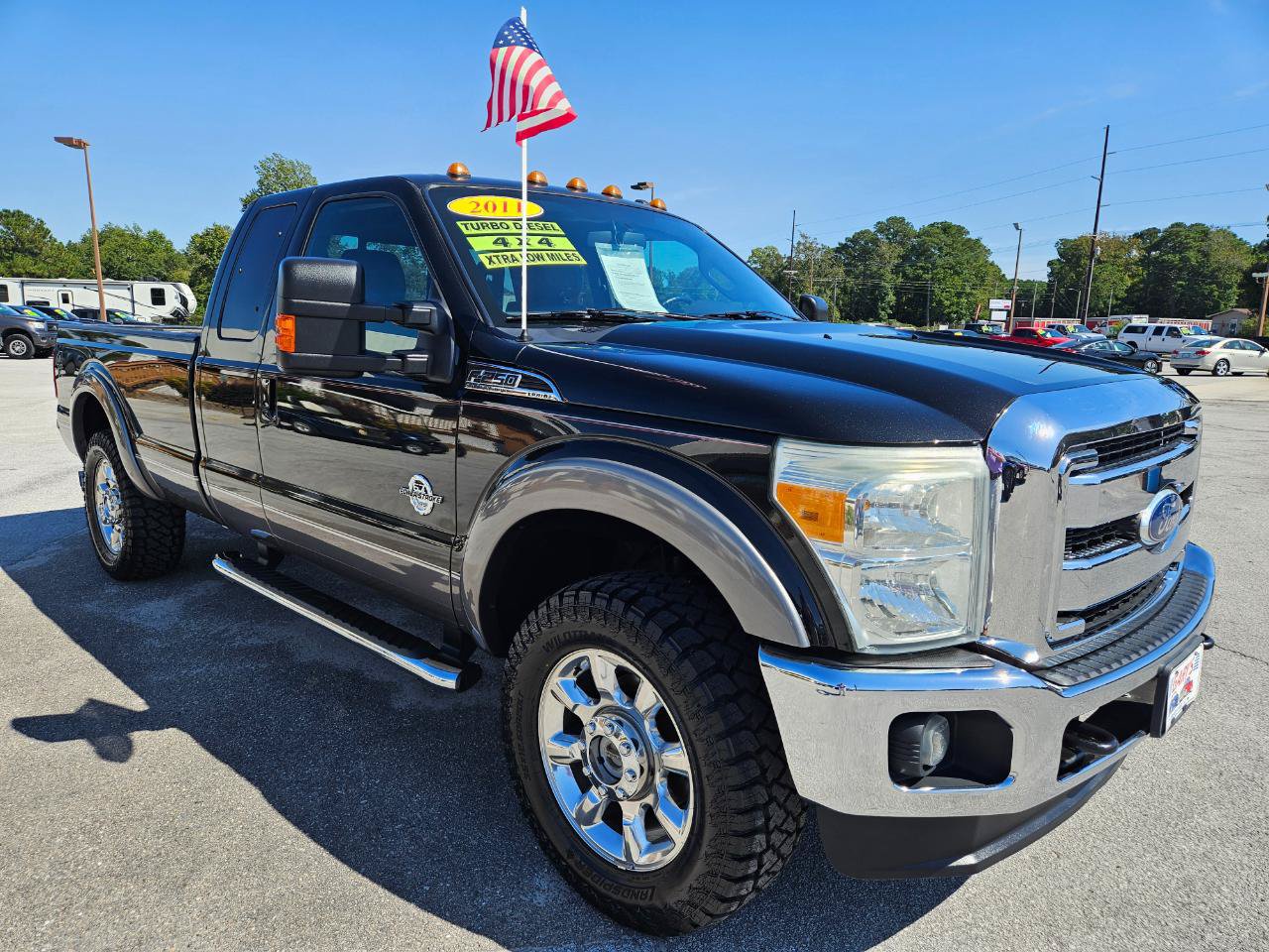 Used 2011 Ford F250 Lariat w/ Lariat Interior Pkg AWD/4WD image 8