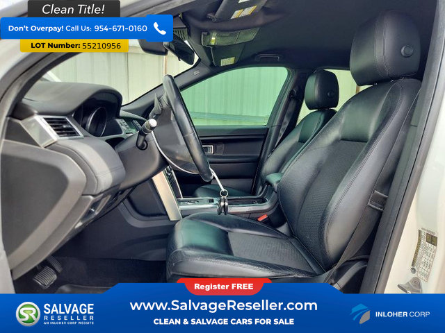 Used 2017 Land Rover Discovery Sport SE AWD/4WD image 9