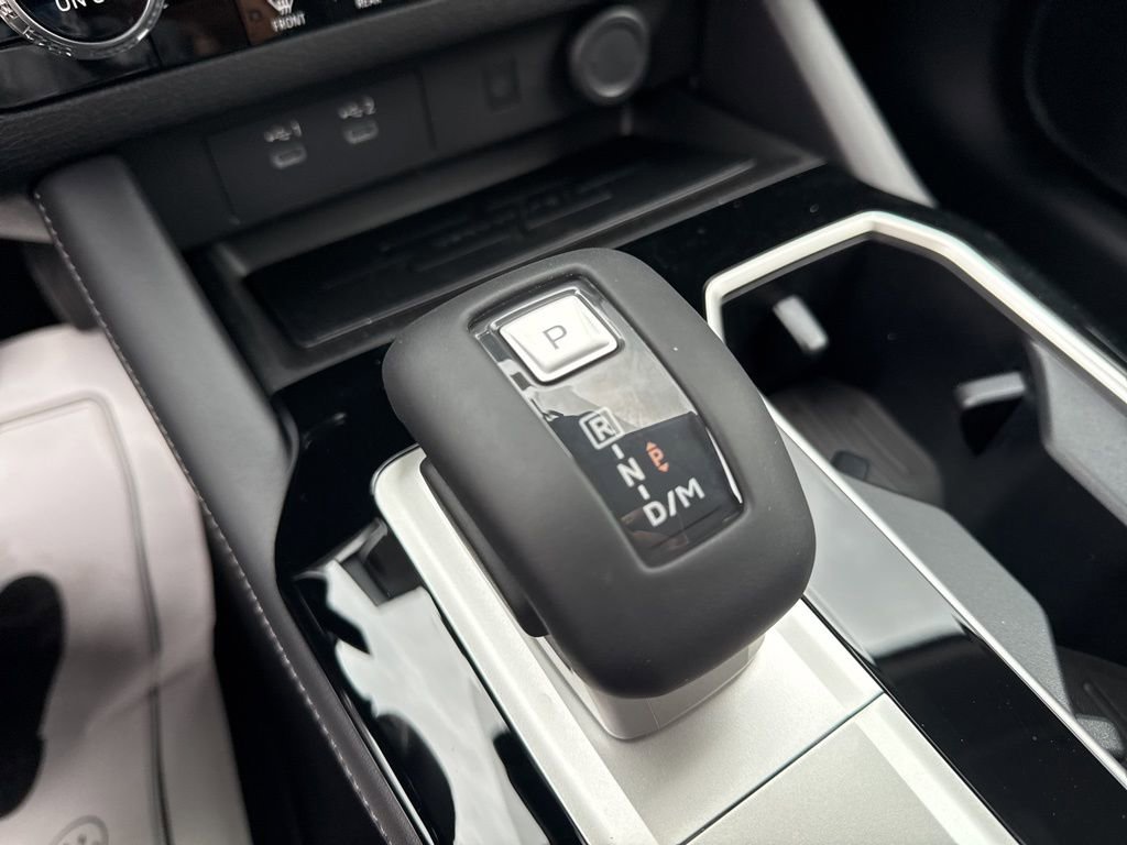 New 2026 Mitsubishi Outlander LE AWD/4WD image 34